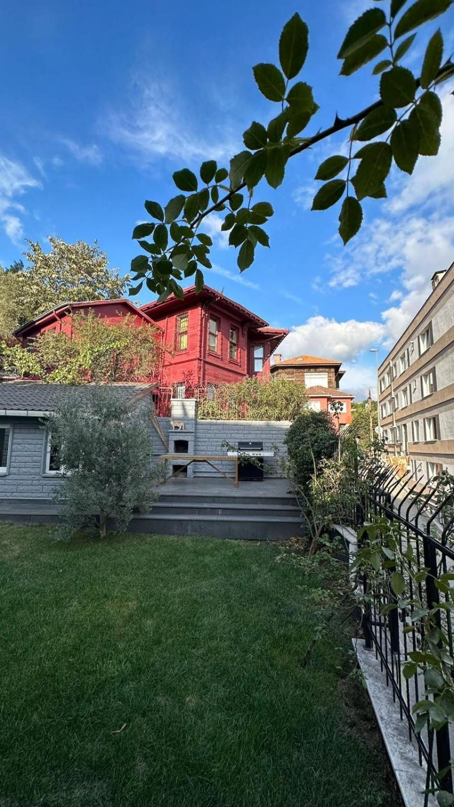 Breathtaking Bosphorus View Amidst Hills Daire *